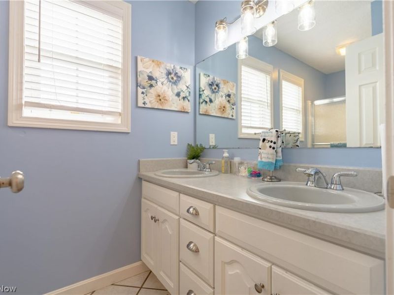 1319 Parkdale Drive , Dover, OH 44622 Photo 16
