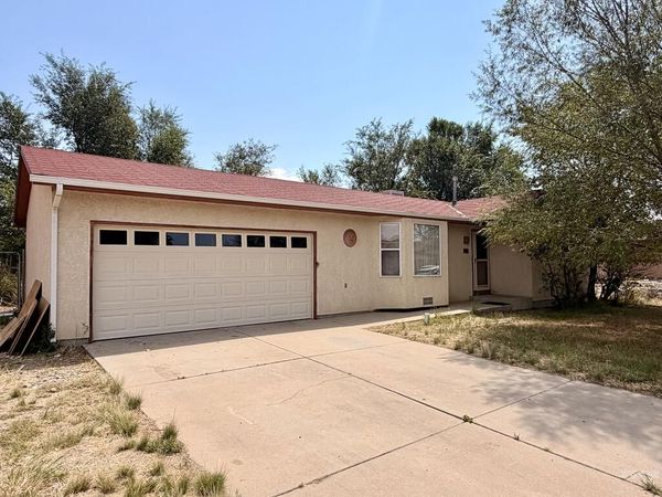 820 S McCoy Dr, Pueblo West, CO 81007