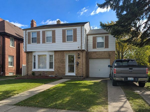 15435 Gilchrist Street, Detroit, MI 48227