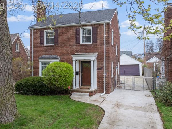 15244 Regina Avenue, Allen Park, Mi 48101