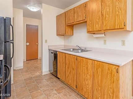 3890 E Leonesio Drive, Unit B2, Reno, NV 89512 Photo