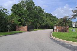 111 Port Smith Dr. photo 4