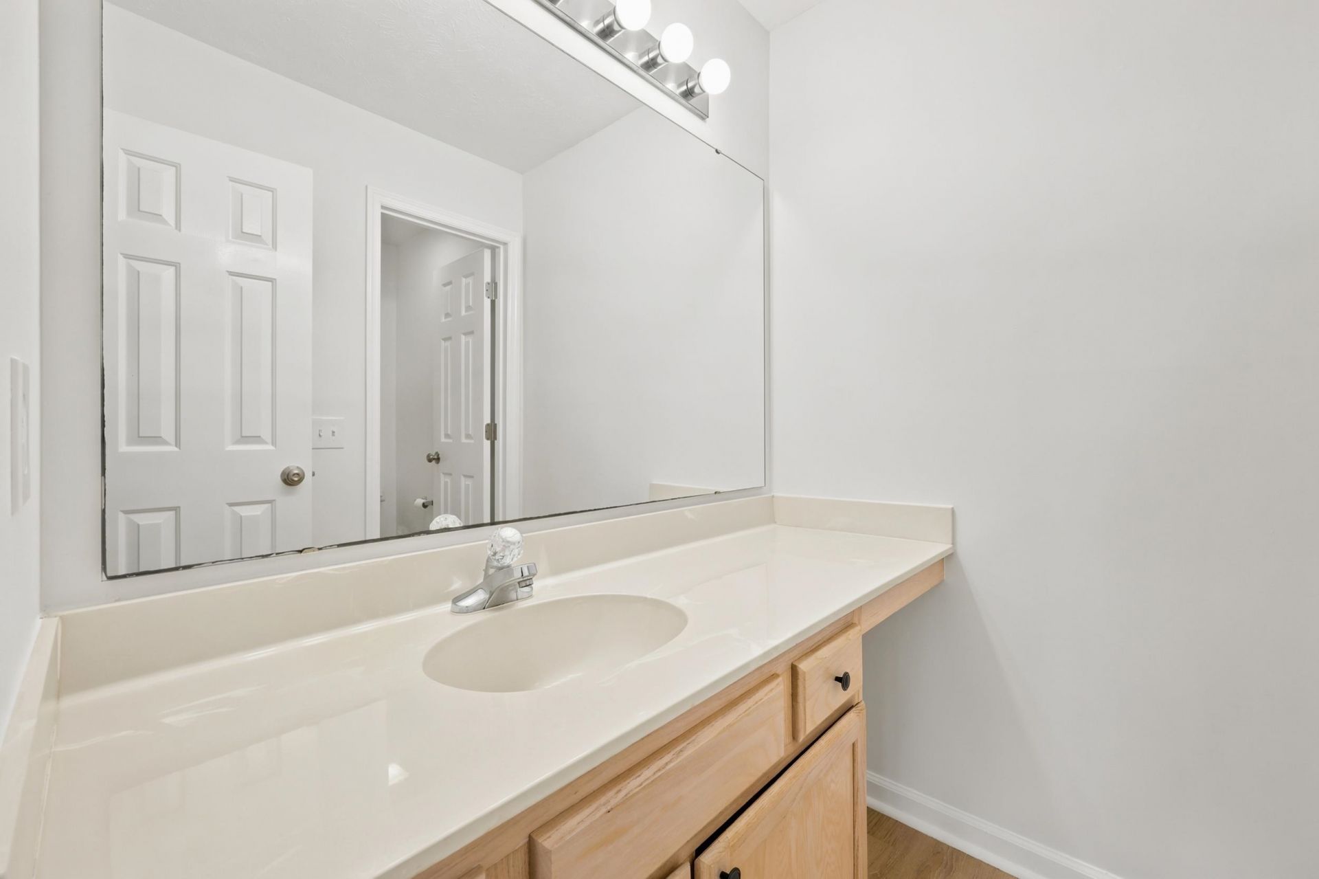 461 Red River Ct. Photo 11
