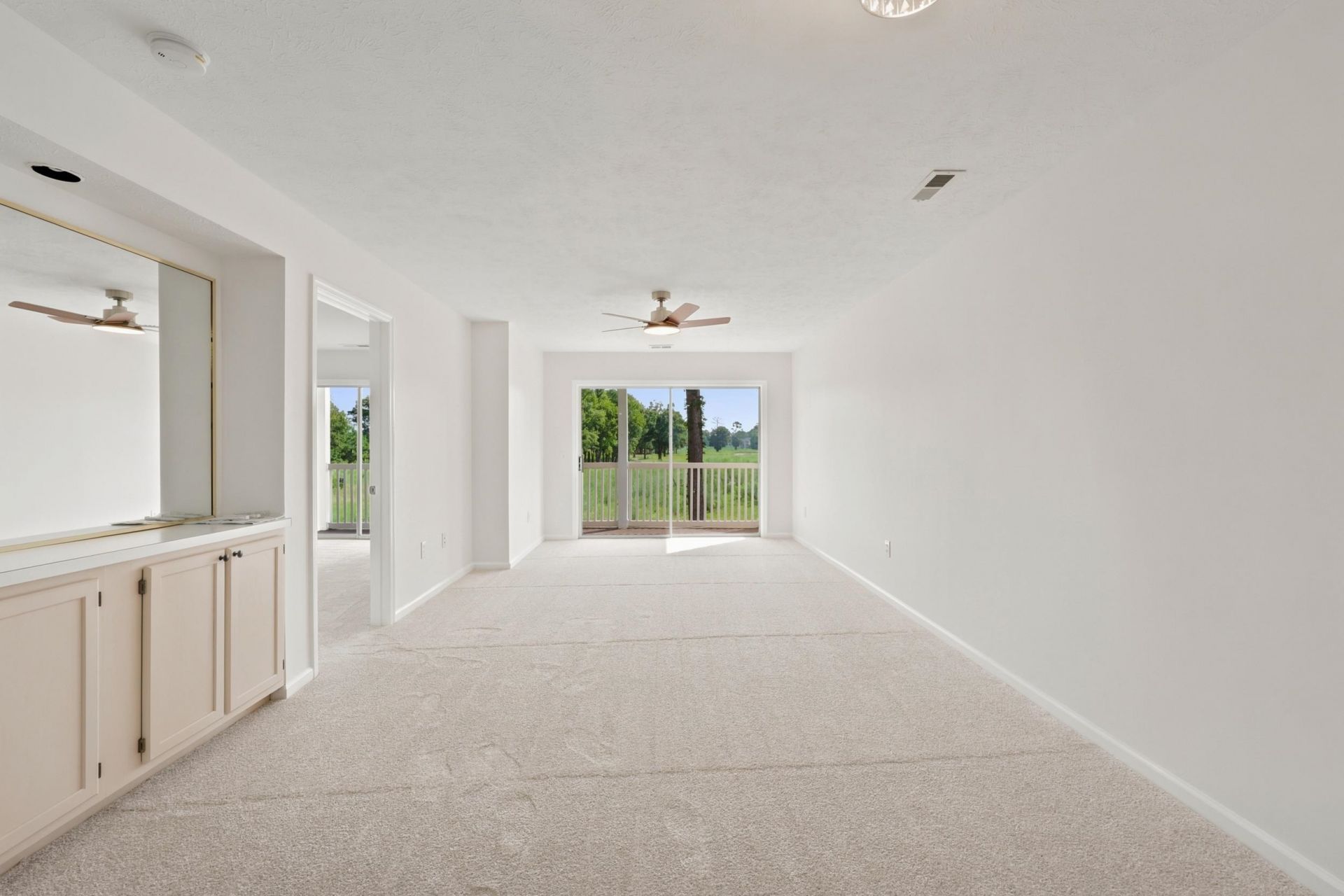 461 Red River Ct. Photo 4