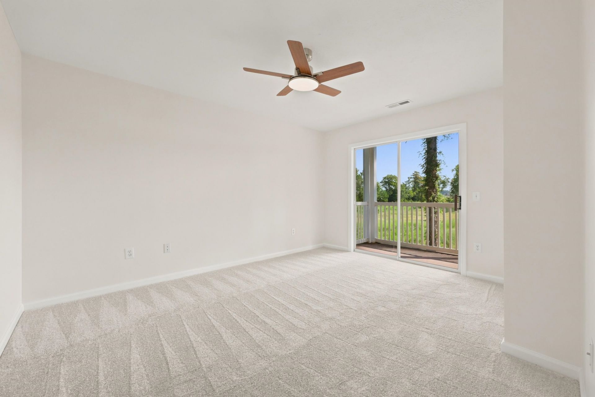 461 Red River Ct. Photo 9