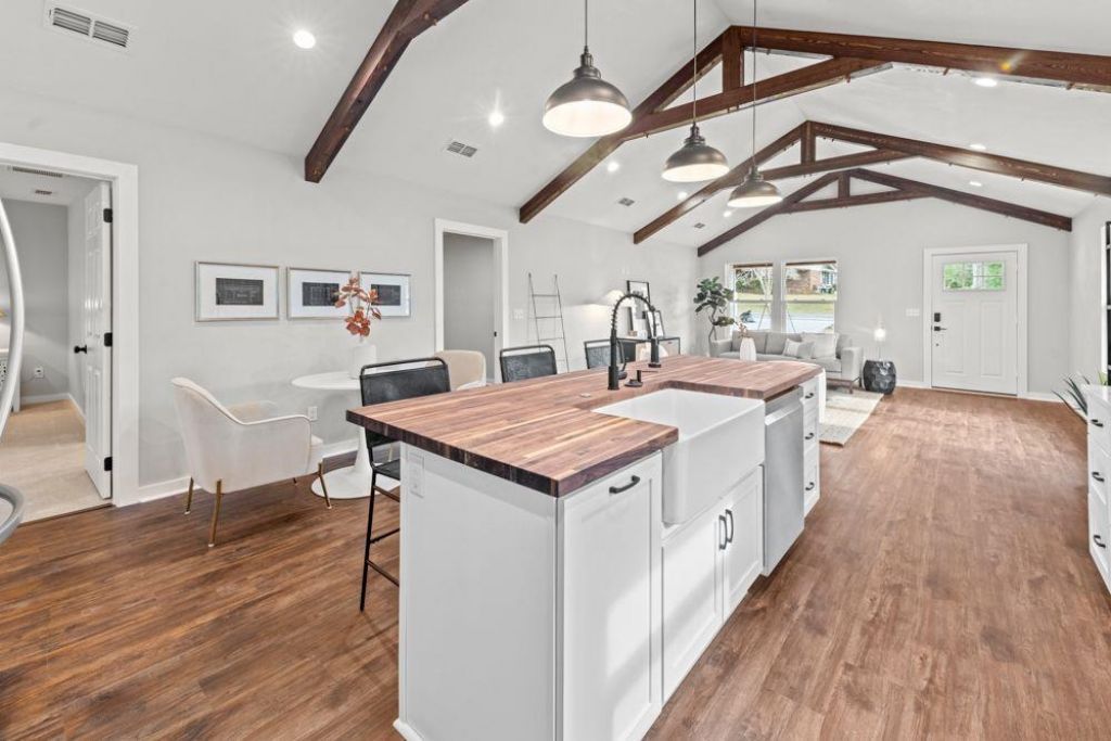 900 Circle Drive , Havana, FL 32333 Photo