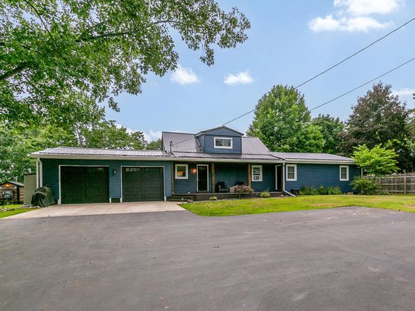 69730 Franklin Road, Sturgis, MI 49091