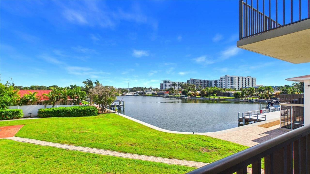 3789 46th Avenue S, Unit 204, Saint Petersburg, FL 33711 Photo