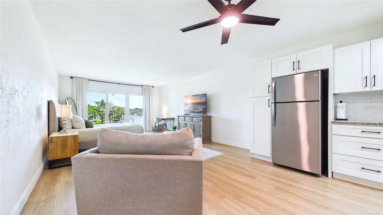 3789 46th Avenue S, Unit 204, Saint Petersburg, FL 33711 Photo