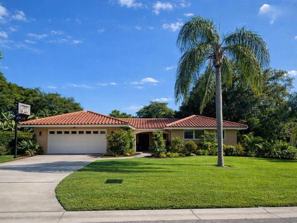2 SUNSET BAY DRIVE, BELLEAIR, FL 33756