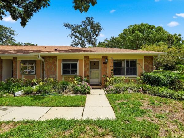 2211 LARK CIRCLE W, Unit D, PALM HARBOR, FL 34684