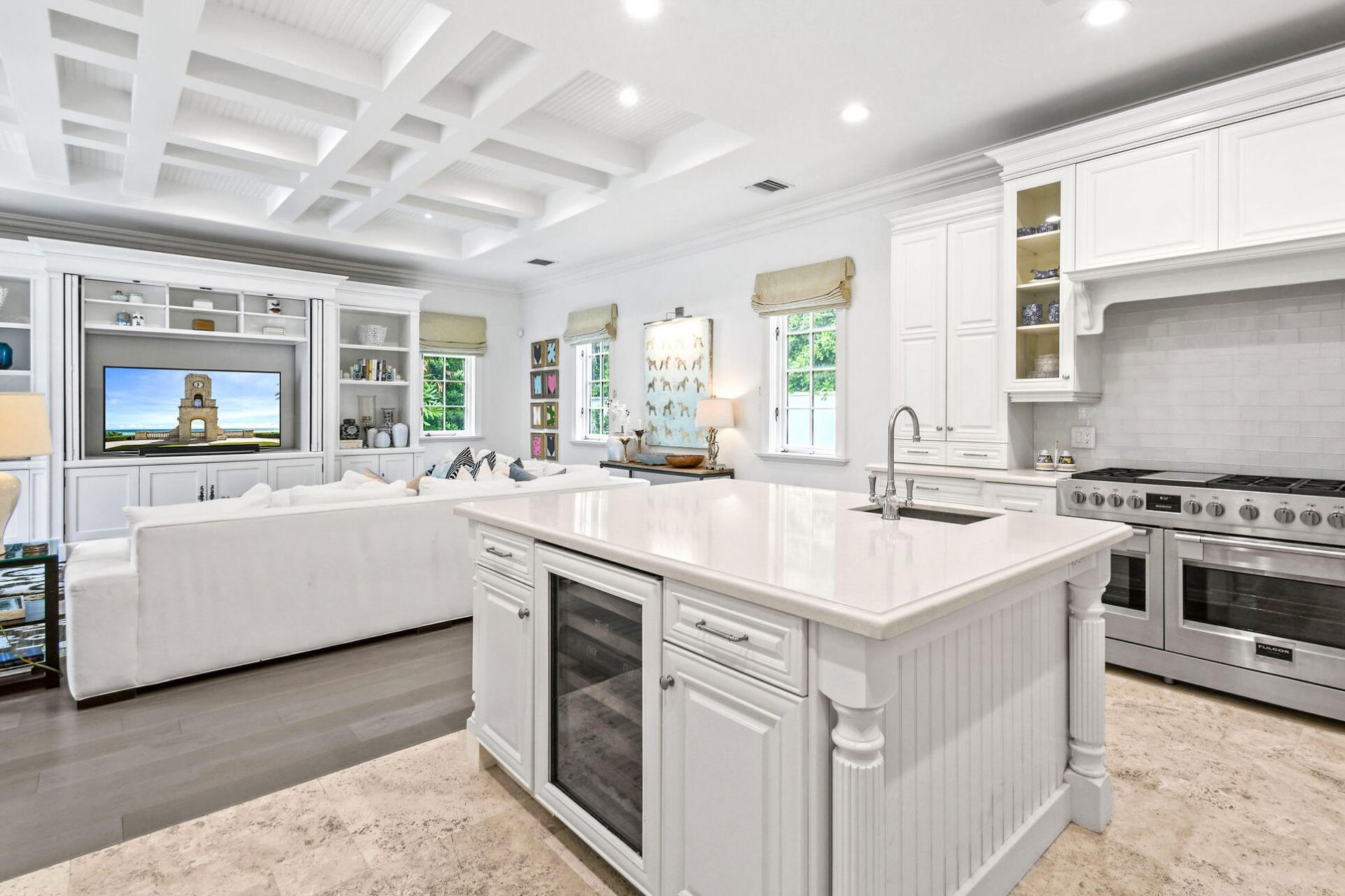 437 Chilean Avenue, Palm Beach, FL 33480 Photo