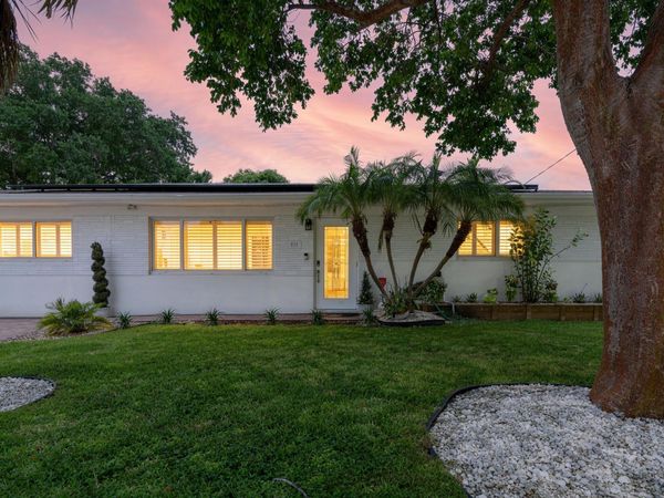 874 NW 2ND Avenue, Boca Raton, FL 33432