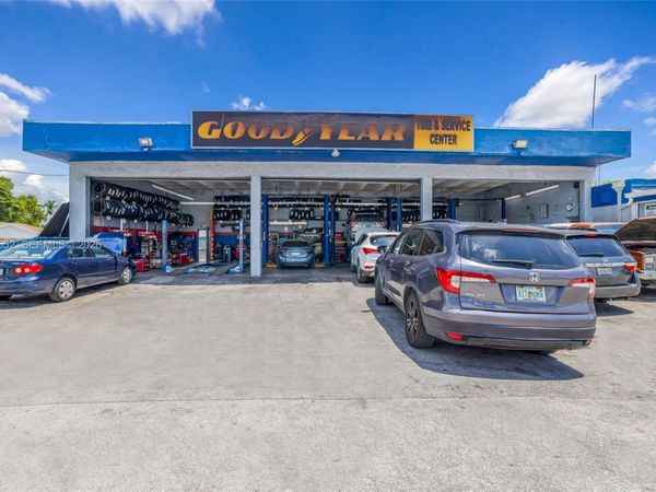 8761 Bird Rd , Miami, FL 33165