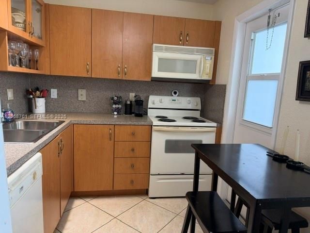 1445 Atlantic Shores Blvd , Unit 605, Hallandale Beach, FL 33009 Photo