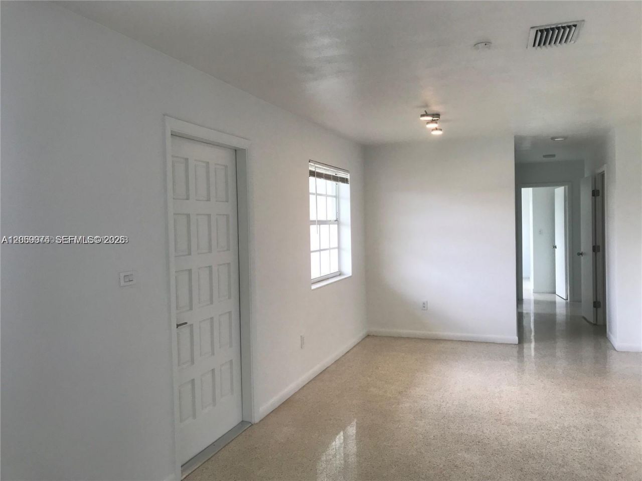 17940 NW 85th Ave , Hialeah, FL 33015 Photo