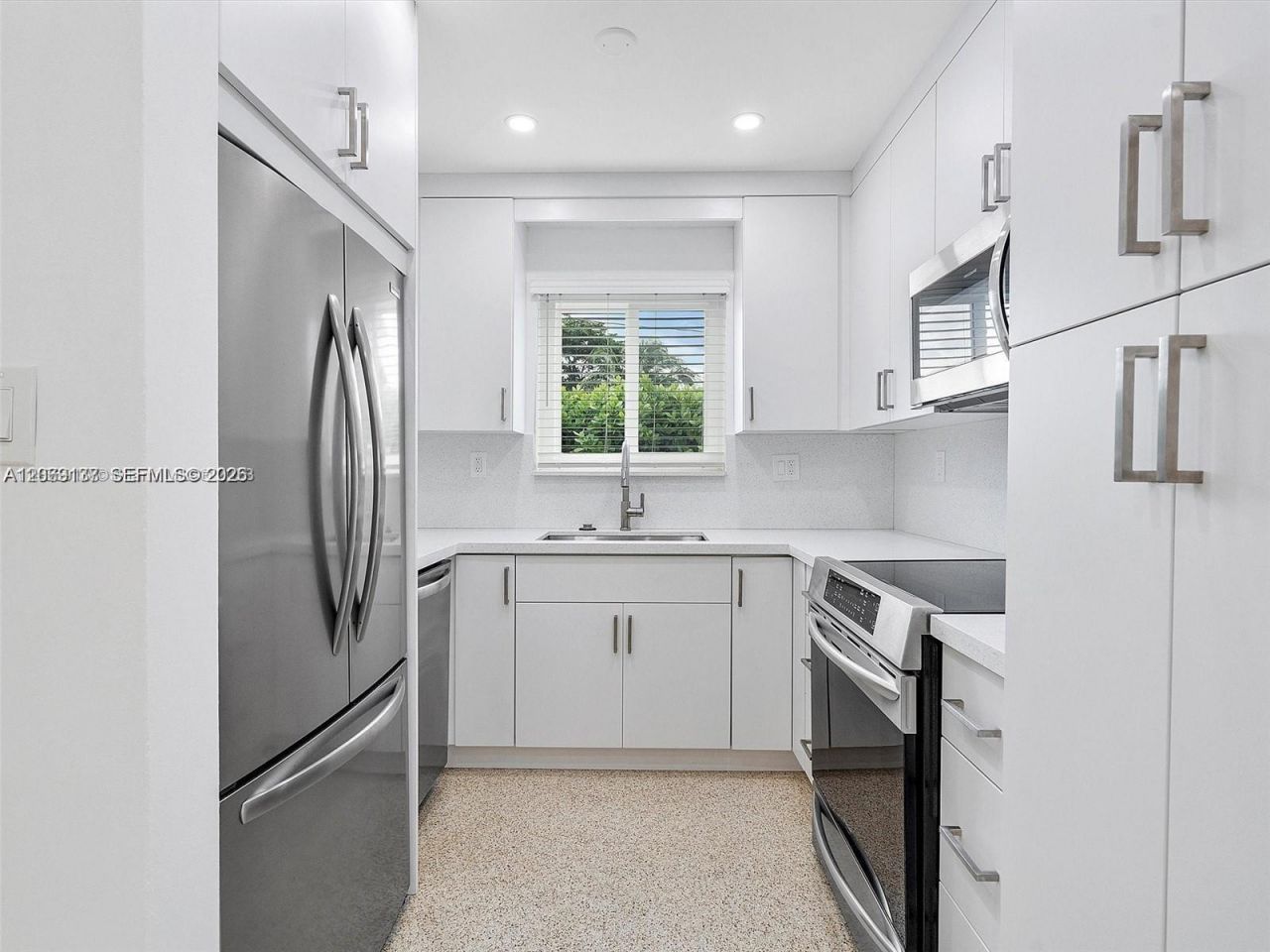 17320 NW 80th Ave , Hialeah, FL 33015 Photo