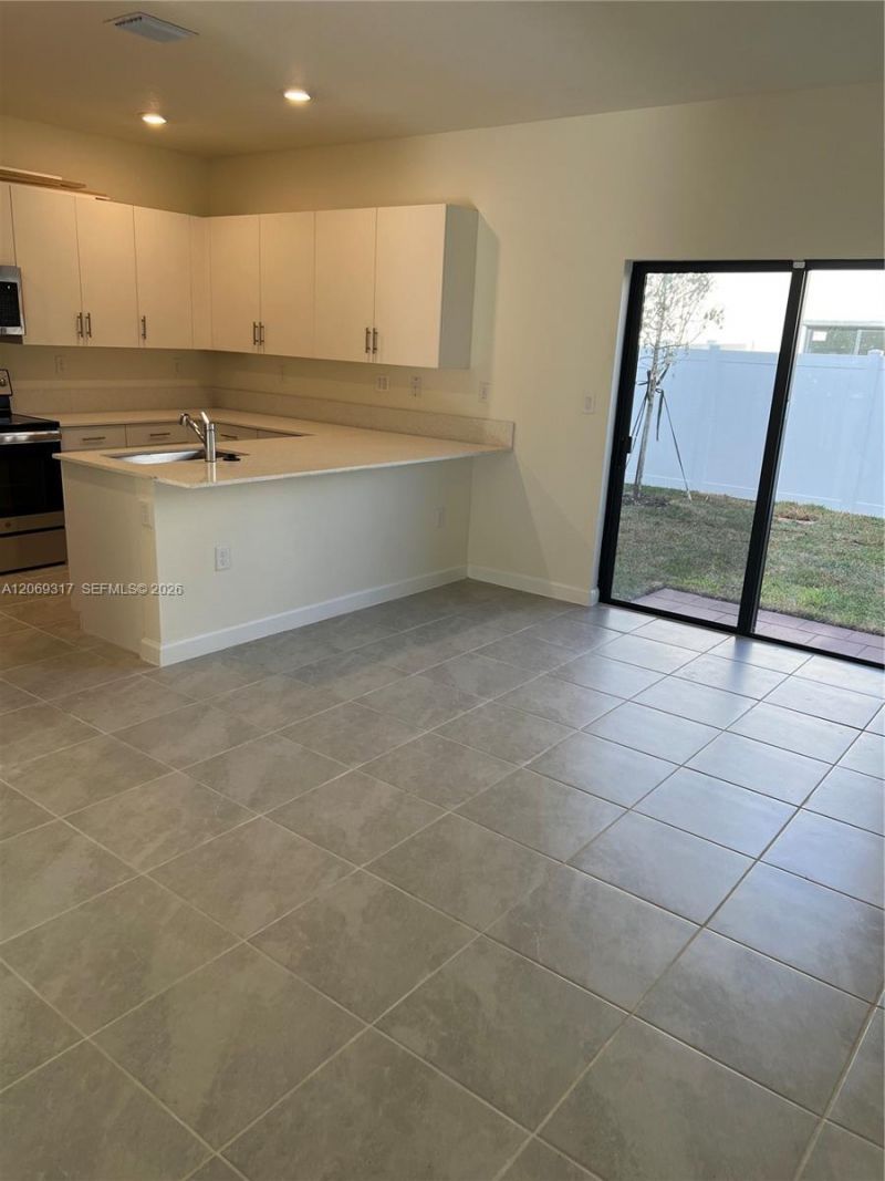 11447 W 34th Ct, Hialeah, FL 33018 Photo