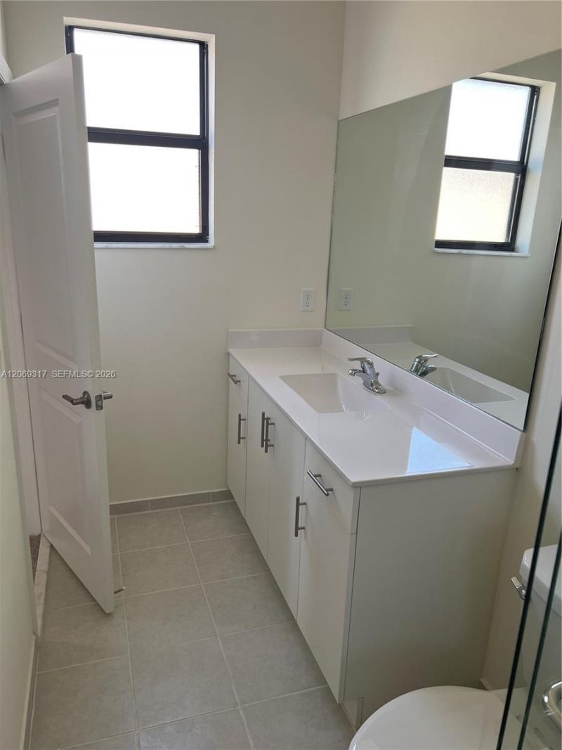 11447 W 34th Ct, Hialeah, FL 33018 Photo