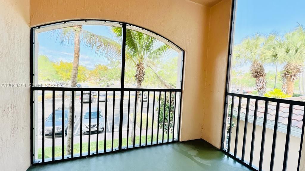 2807 Veronia Dr , Unit 201, Palm Beach Gardens, FL 33410 Photo