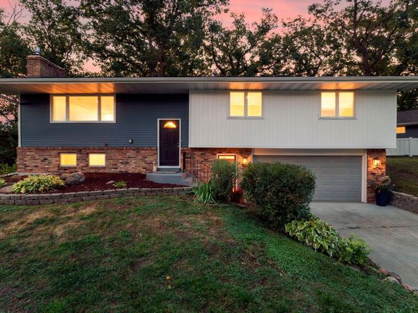 5375 Matterhorn Drive NE, Fridley, MN 55421