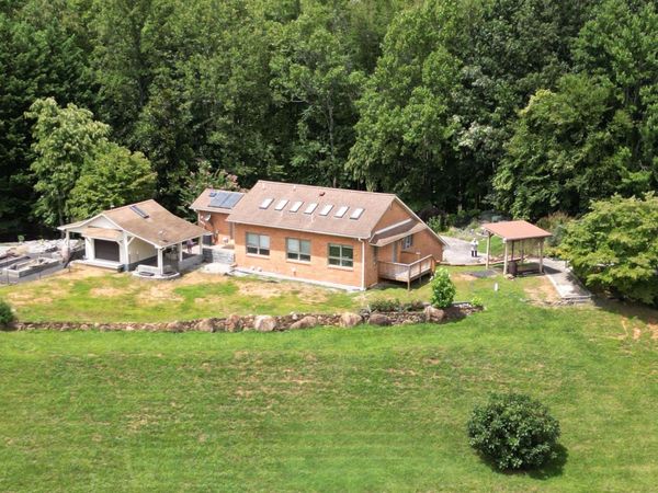 12501 Big Island , Big Island, VA 24526