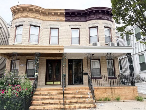 8615 88th Avenue , Woodhaven, NY 11421