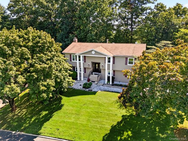 4 Rockridge Drive, Thiells, NY 10984