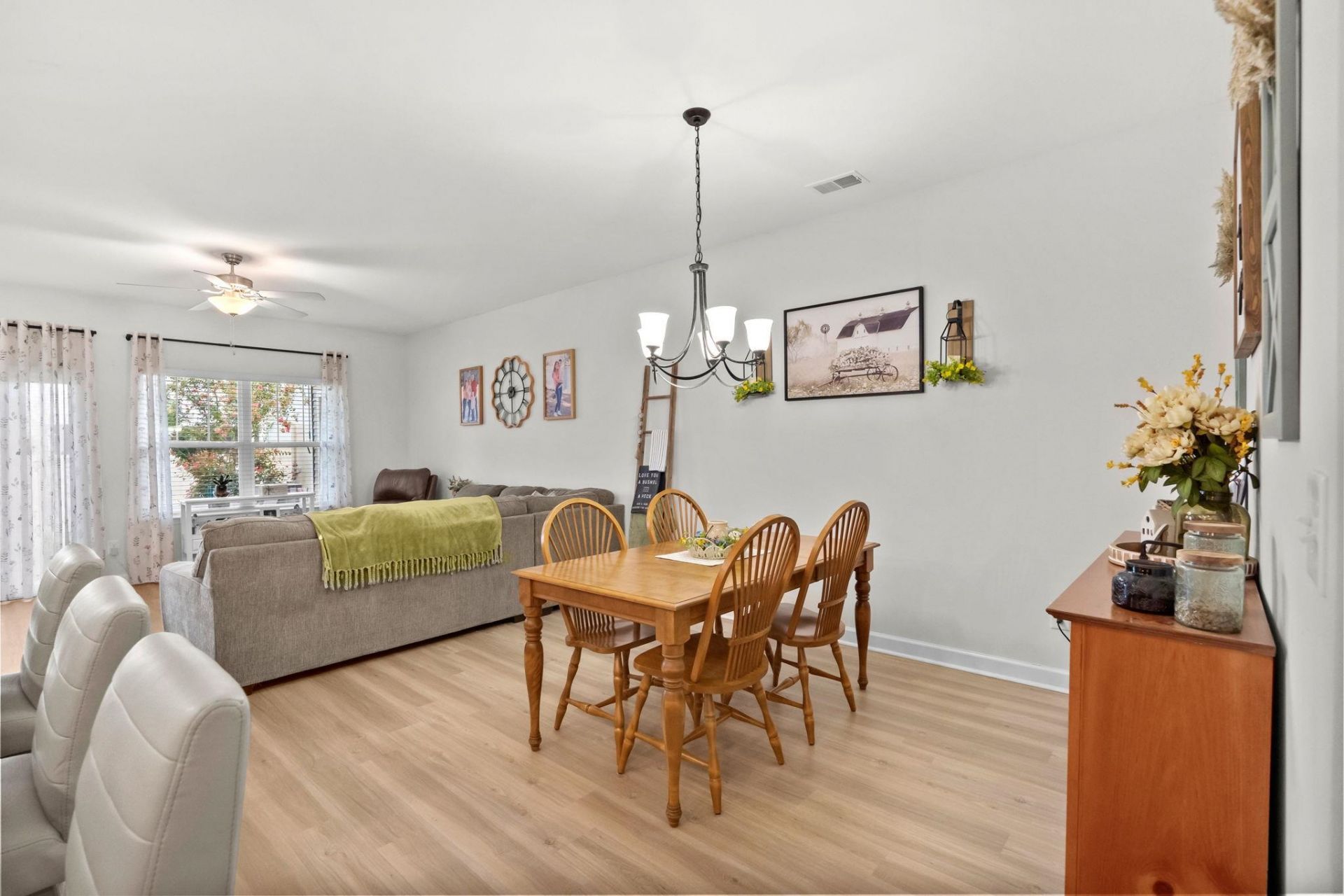 4123 Mclamb Ave. Photo 8
