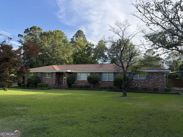 1606 Roberson Street, Dublin, GA 31021
