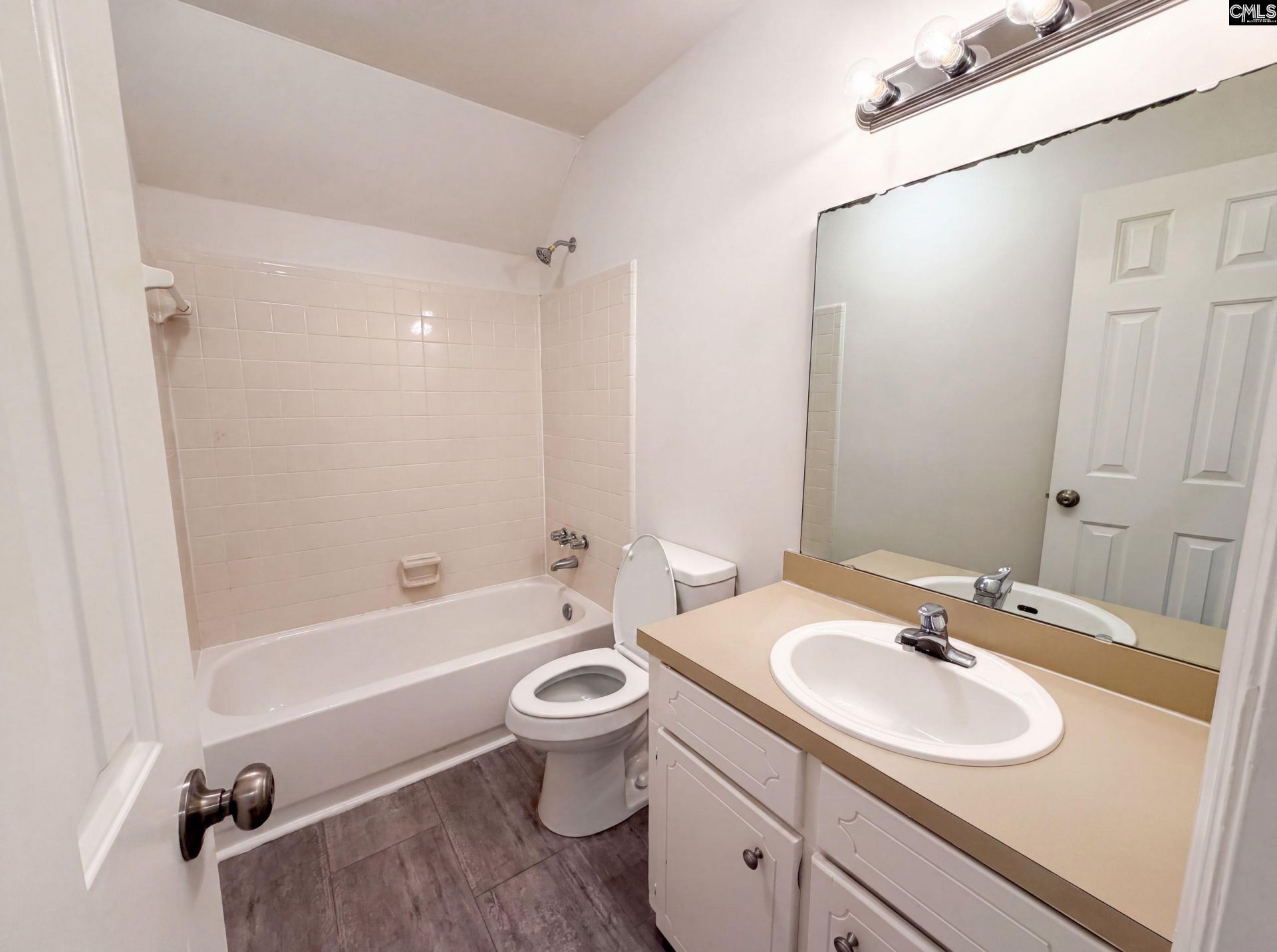 124 Calloway Court  Photo 13