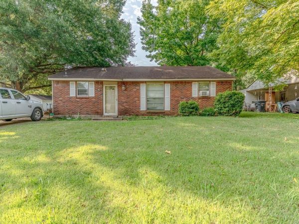 1837 Rosemond Ave , Jonesboro, AR 72401