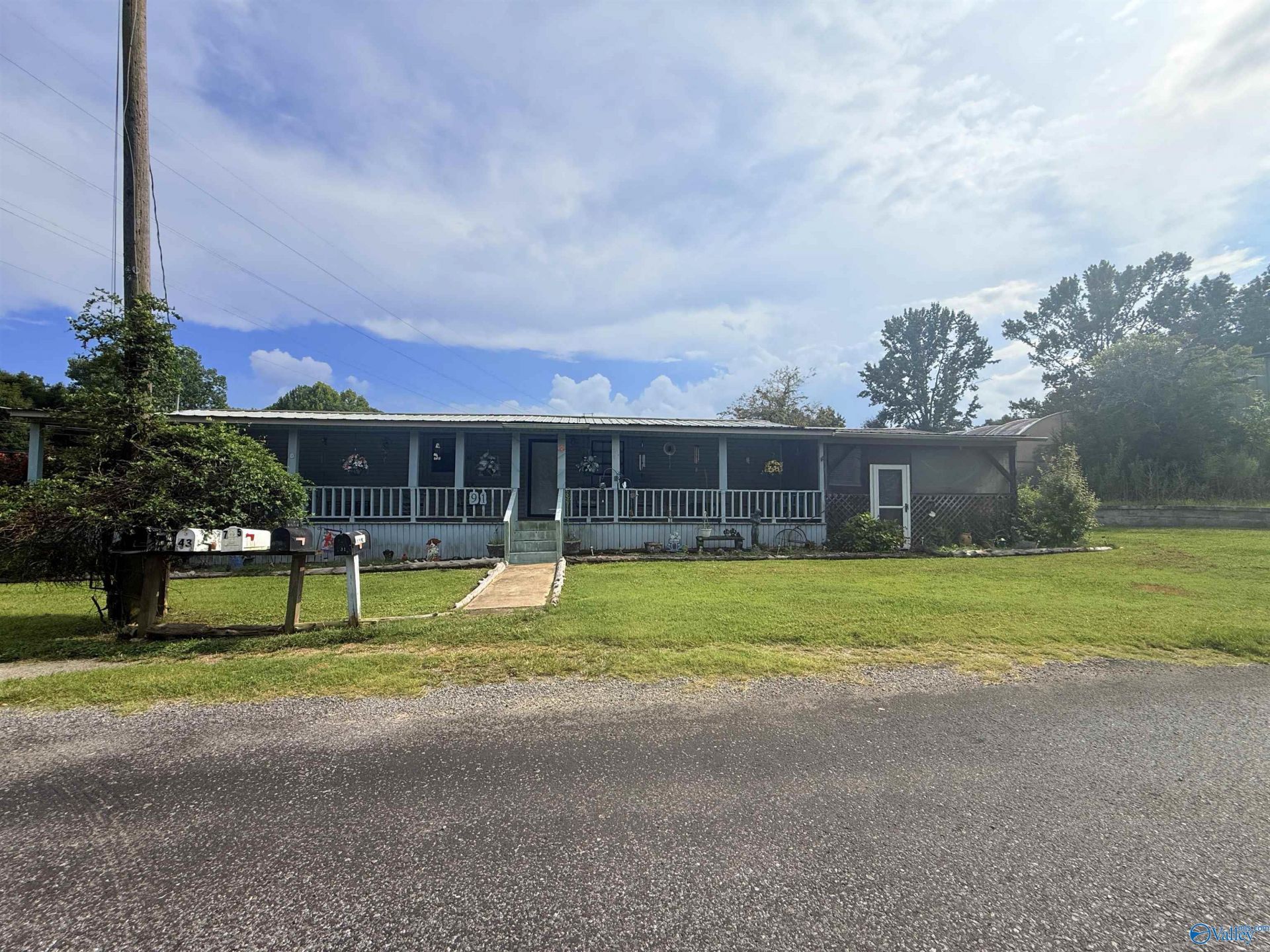 91 Gladstone Drive, Arab, AL 35016 Main Photo
