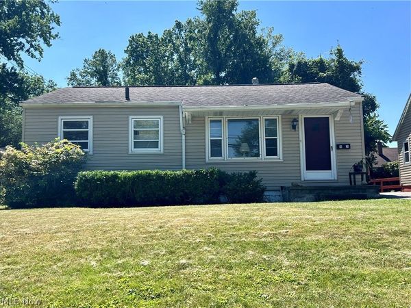 1630 Eastwood Avenue , Akron, OH 44305
