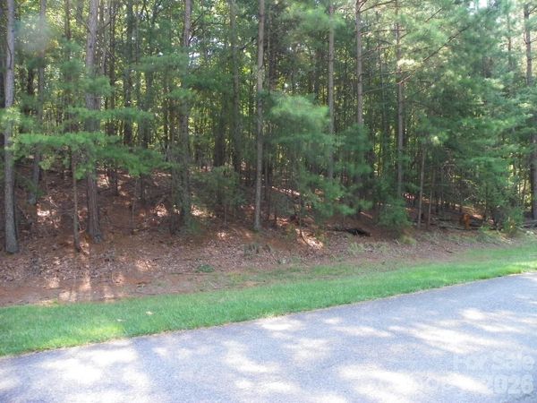 344 Whisper Lake Drive , New London, NC 28127