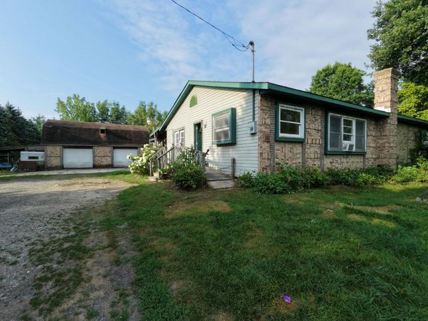 1215 Dale Road, Beaverton, MI 48612