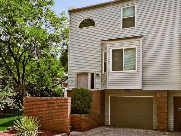 2404 Bronze Tree Drive , Fayetteville, AR 72703