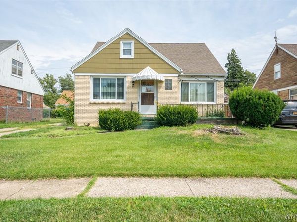 84 Alpine Place , Buffalo, NY 14225