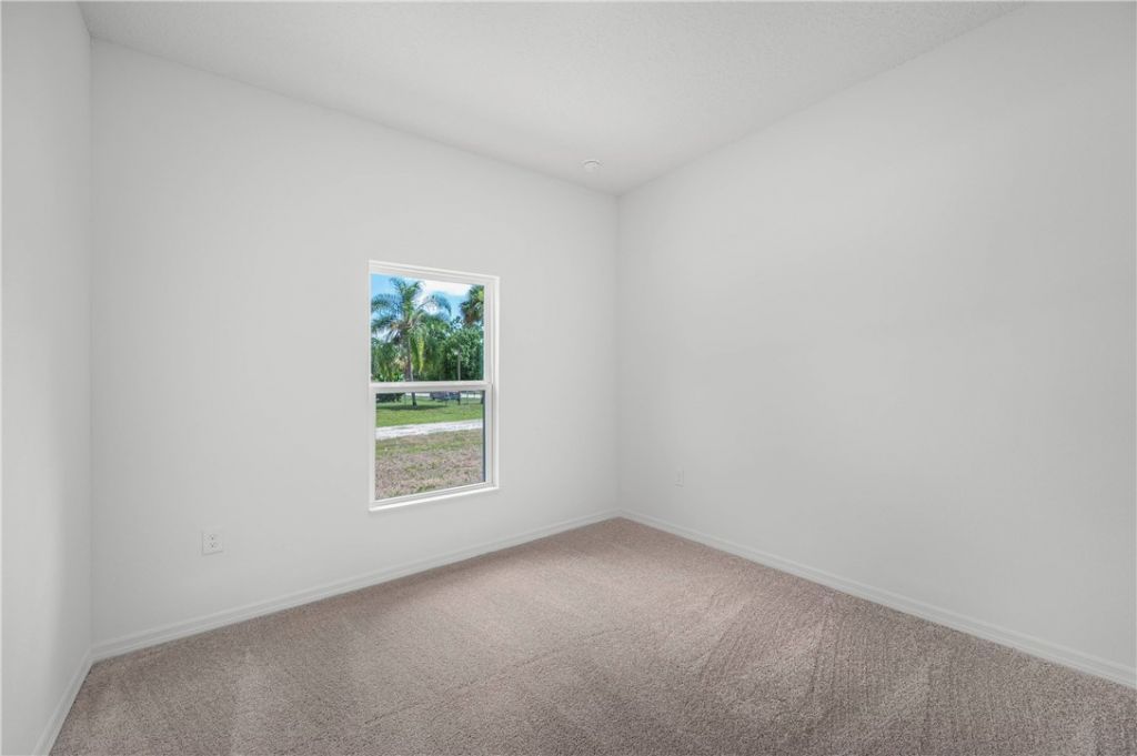 7705 105th Court , Vero Beach, FL 32967 Photo