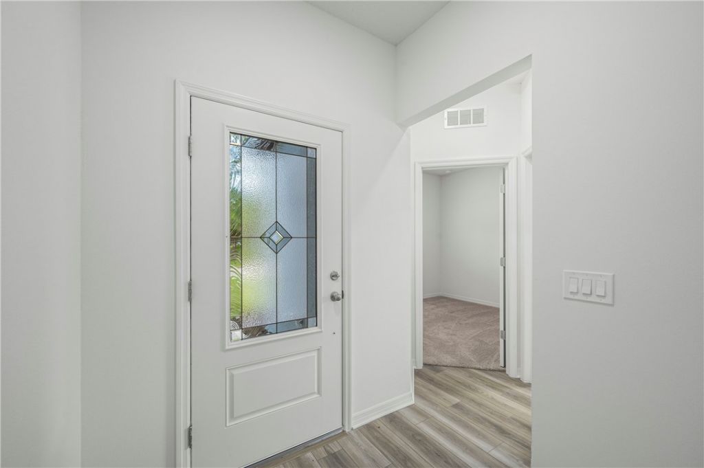 7705 105th Court , Vero Beach, FL 32967 Photo