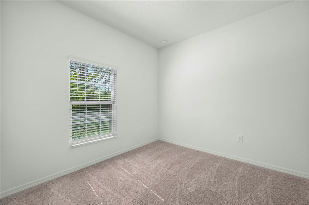 7705 105th Court , Vero Beach, FL 32967 Photo