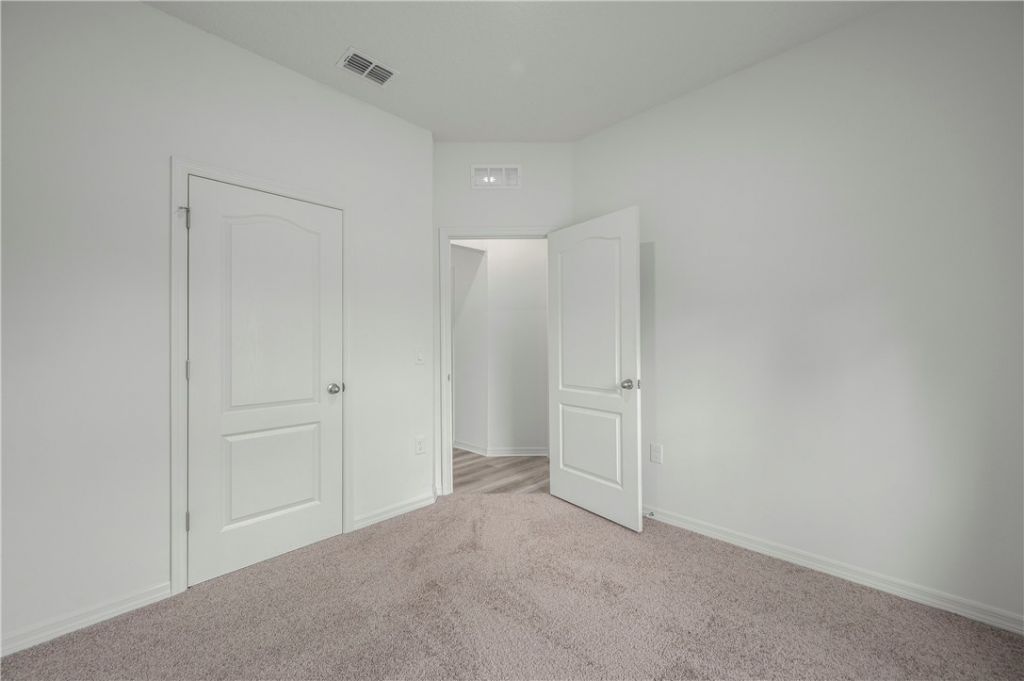 7705 105th Court , Vero Beach, FL 32967 Photo