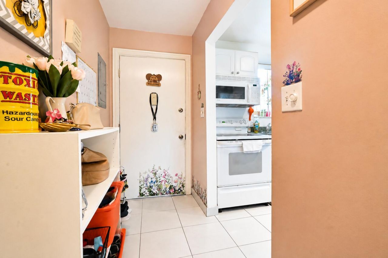 6120 Forest Hill Boulevard, Unit 111, West Palm Beach, FL 33415 Photo