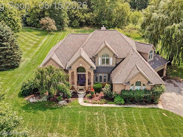 3099 Beach Lake Drive E, Brighton Township, Mi 48380