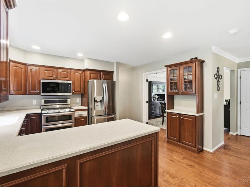 6915 Treeridge Drive, Anderson Township, OH 45244 Photo 19