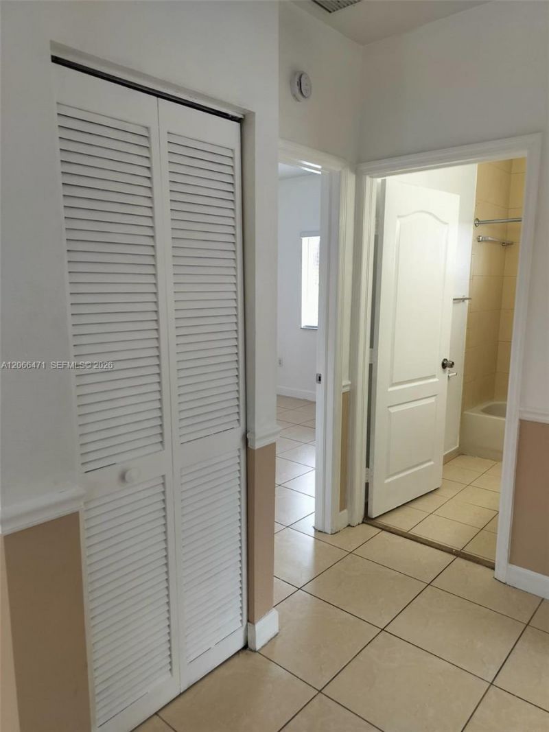11705 SW 184 St , Miami, FL 33177 Photo