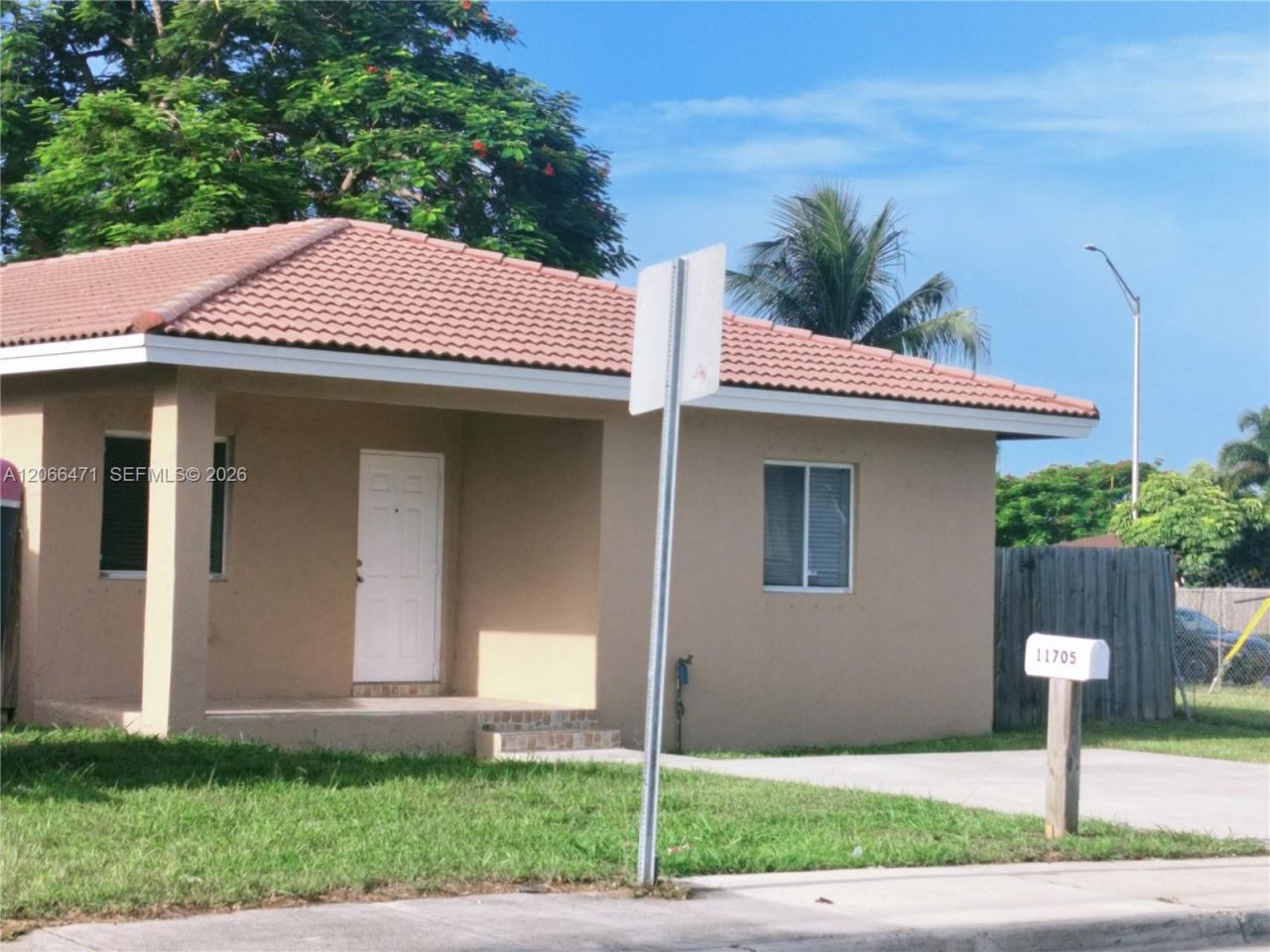 11705 SW 184 St, Miami, FL 33177 Photo