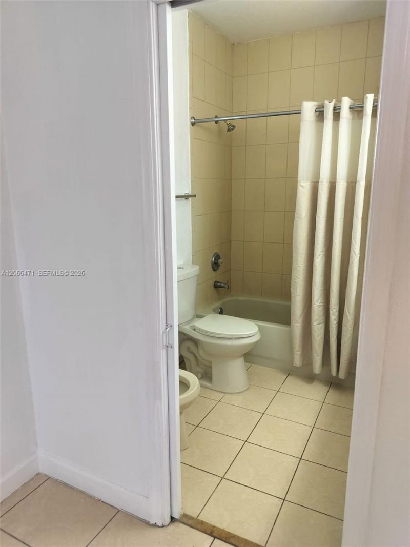 11705 SW 184 St , Miami, FL 33177 Photo