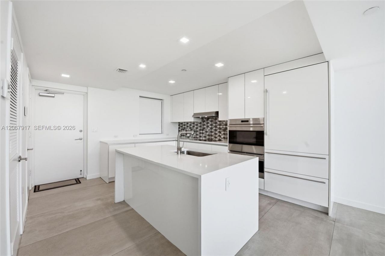 1201 20th St, Unit 410, Miami Beach, FL 33139 Photo