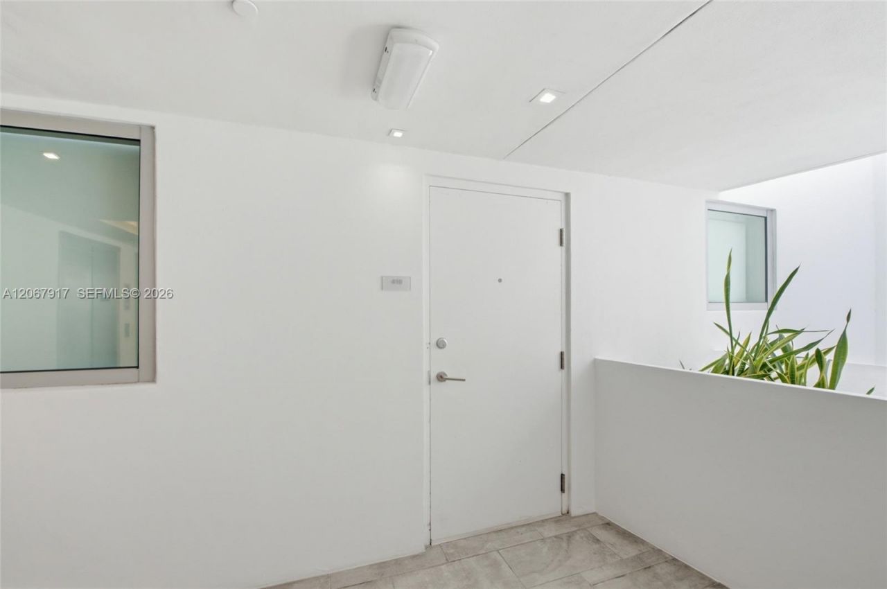 1201 20th St, Unit 410, Miami Beach, FL 33139 Photo